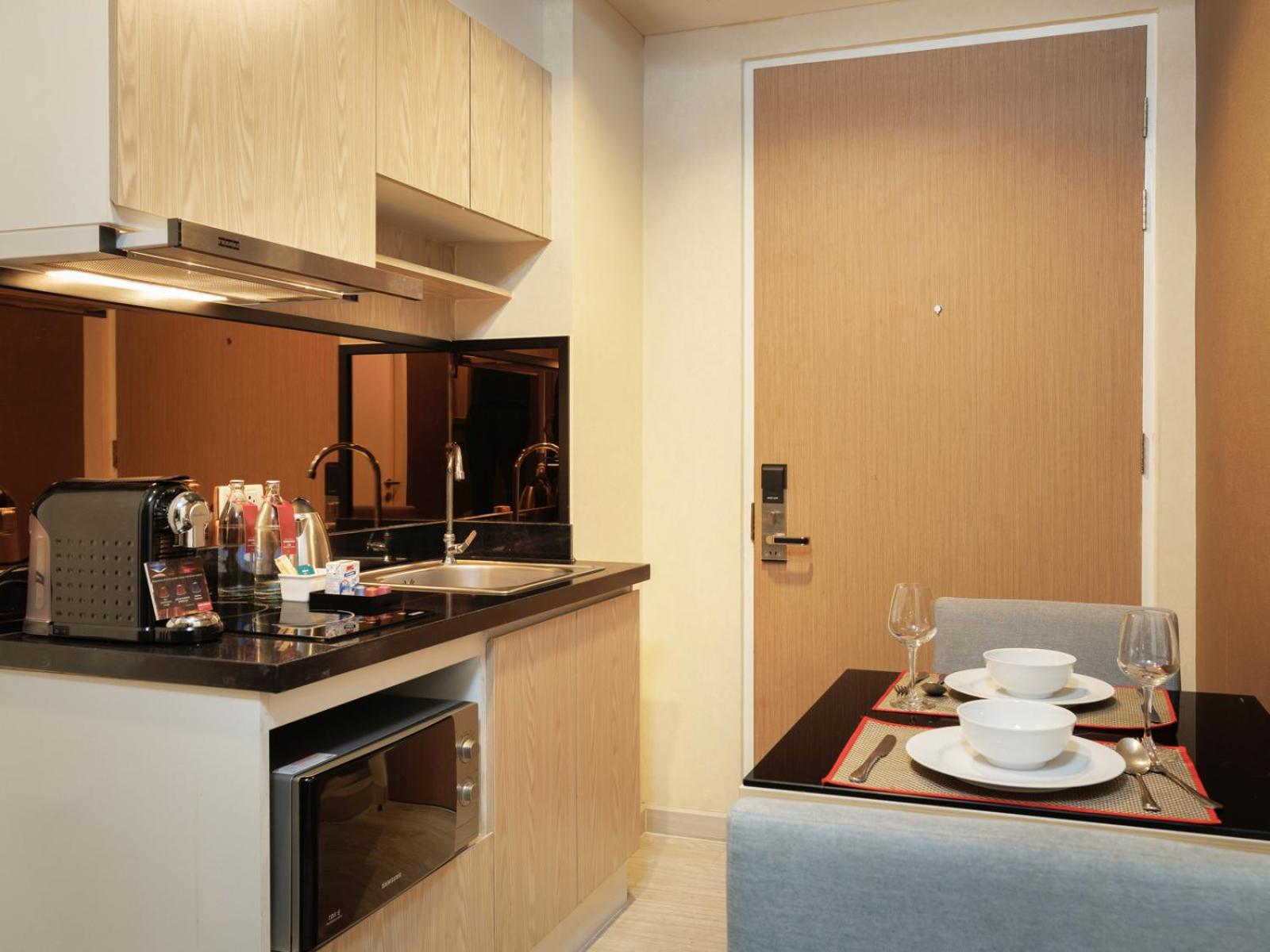Estella Ekkamai 酒店 4*